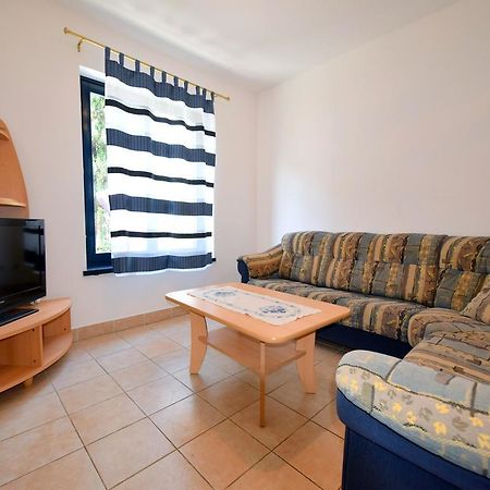 Apartment Oresic Malinska Eksteriør billede